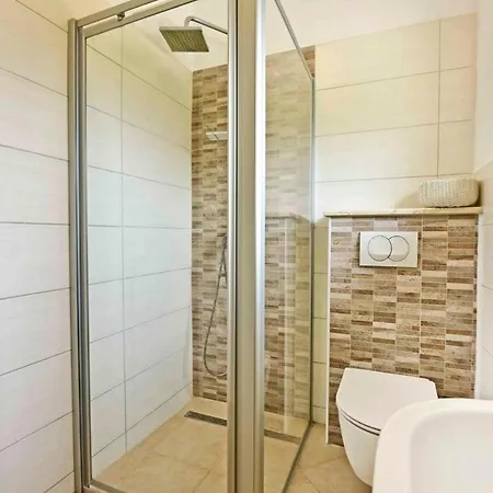 Nova Vas Porec Istrien 10036 Apartman *