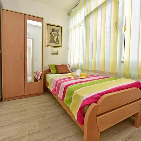Apartman Nova Vas Porec Istrien 10036 *