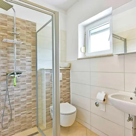 Nova Vas Porec Istrien 10036 Apartman *